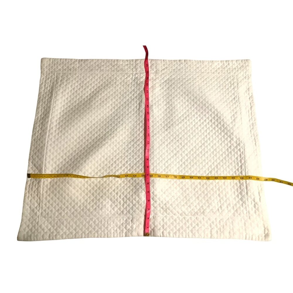 Standard White Quilted Pillow Shams By Linens N Things Set of 2 - Picture 7 of 7